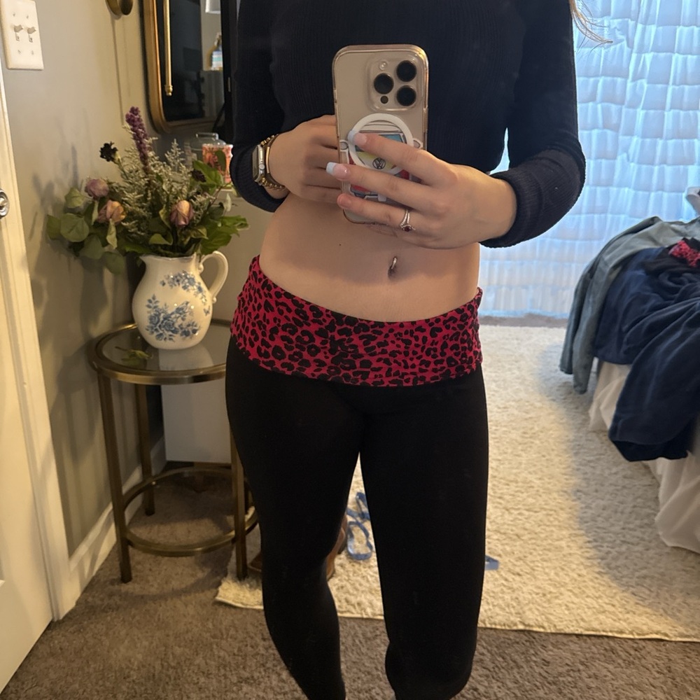 Black Leggings with Pink Leopard Waistband